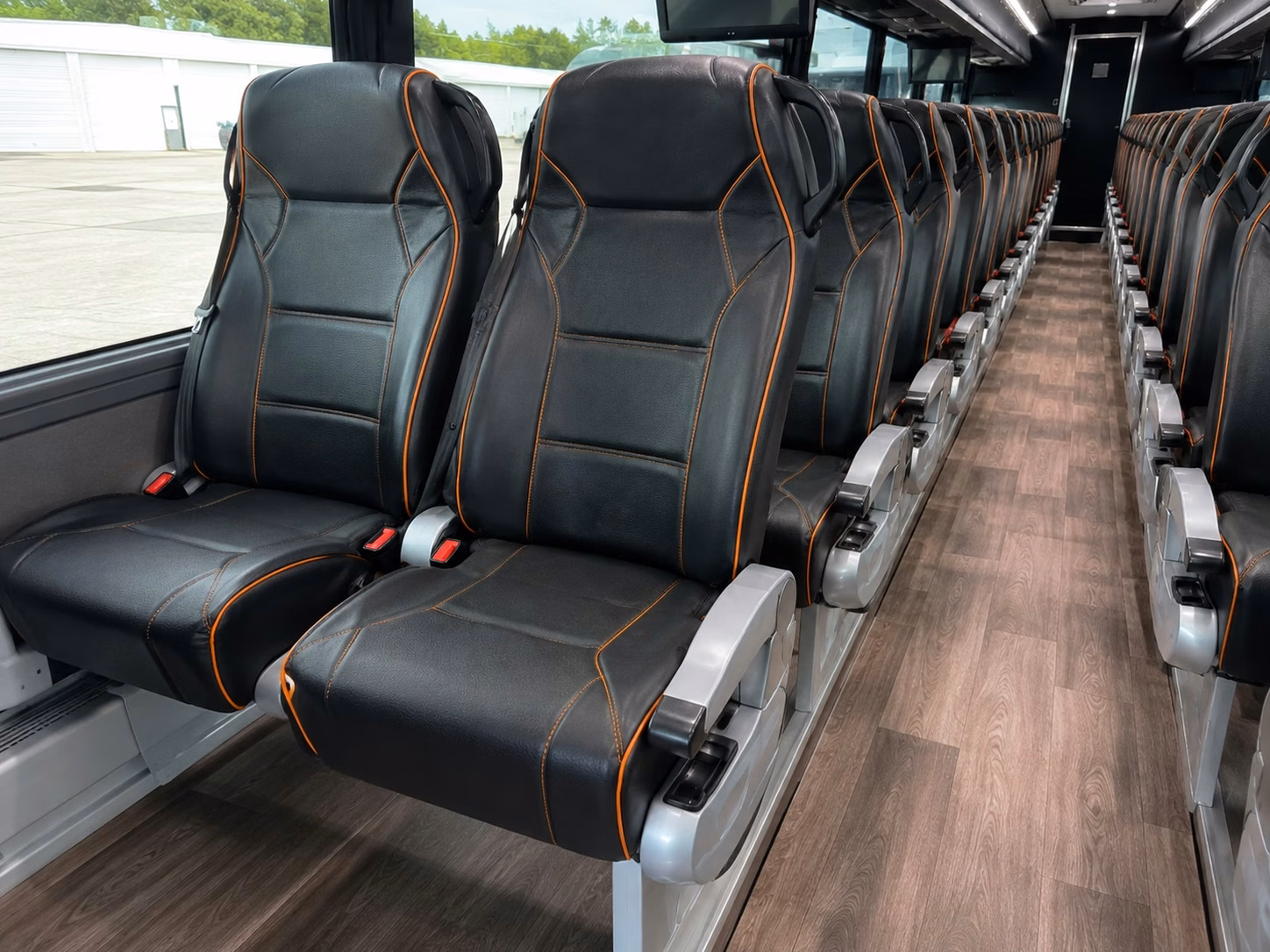 inglewood charter buses